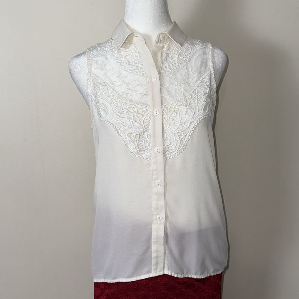 DIVIDED X H&M 2 Ivory White Lace Front Sheer Sleeveless Shell Top